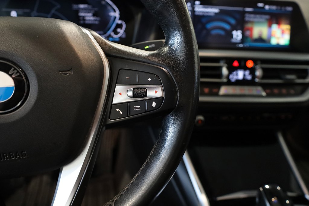 BMW 330e Sedan Steptronic Sport line Navi CarPlay Leasbar 2020