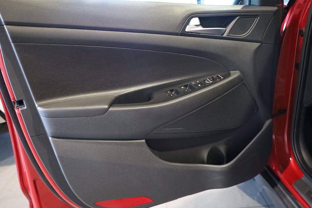 Hyundai Tucson 1.6 T-GDI AWD Premium Navi Kamera Blåtand Fullservad