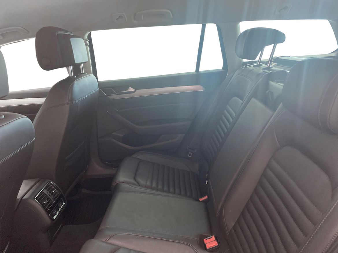 Volkswagen Passat 2019, bild 7/42