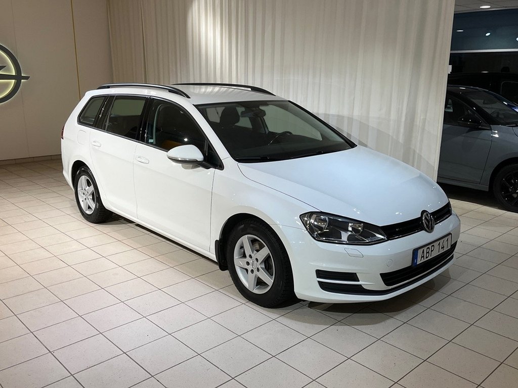 Volkswagen Golf 1.2 TSI, Drag, Backkamera, Låg skatt