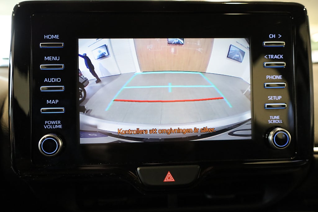 Toyota Yaris Hybrid Active Aut 5D Kamera PDC Blåtand 2023