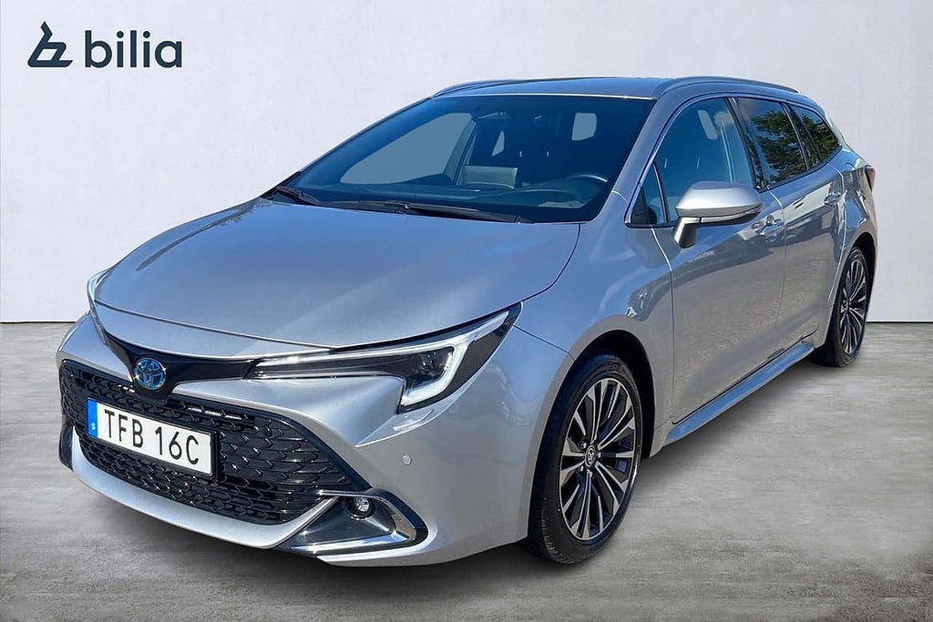 Toyota Corolla 1,8 HYBRID Touring Sports Style Appstyrd V...