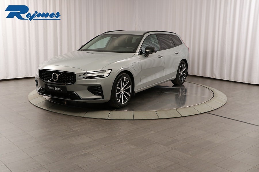 Volvo V60 T6 Plus Dark Nordic Edition