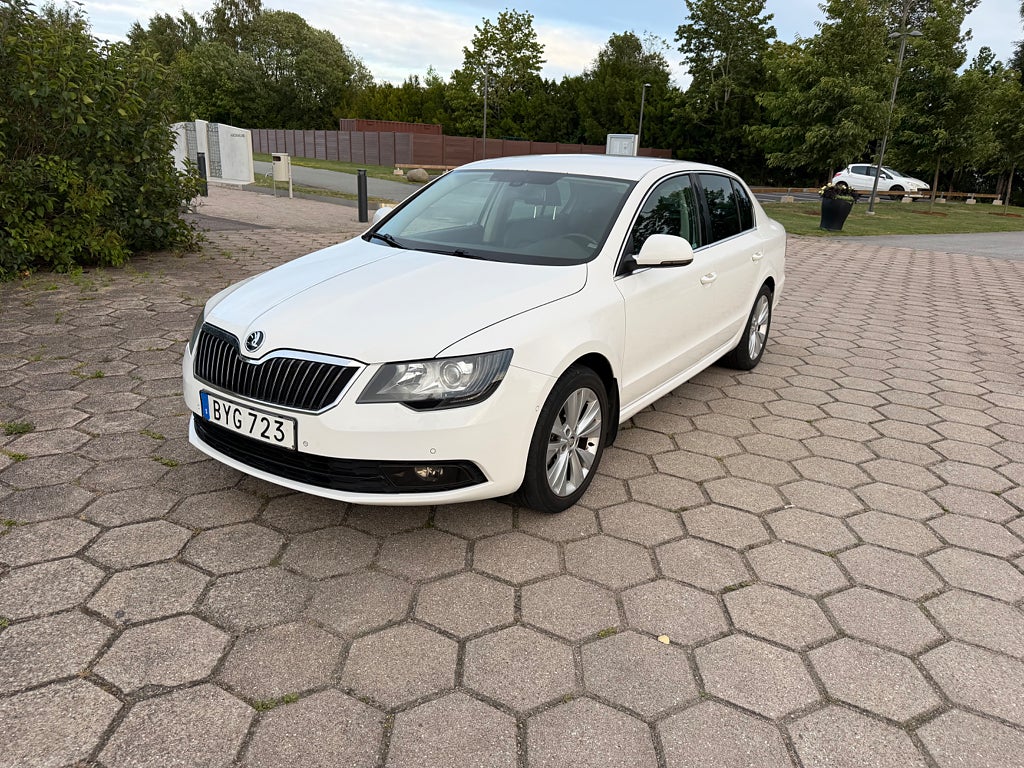 Skoda Superb 2.0 TDI 4x4 Elegance Dragkrok