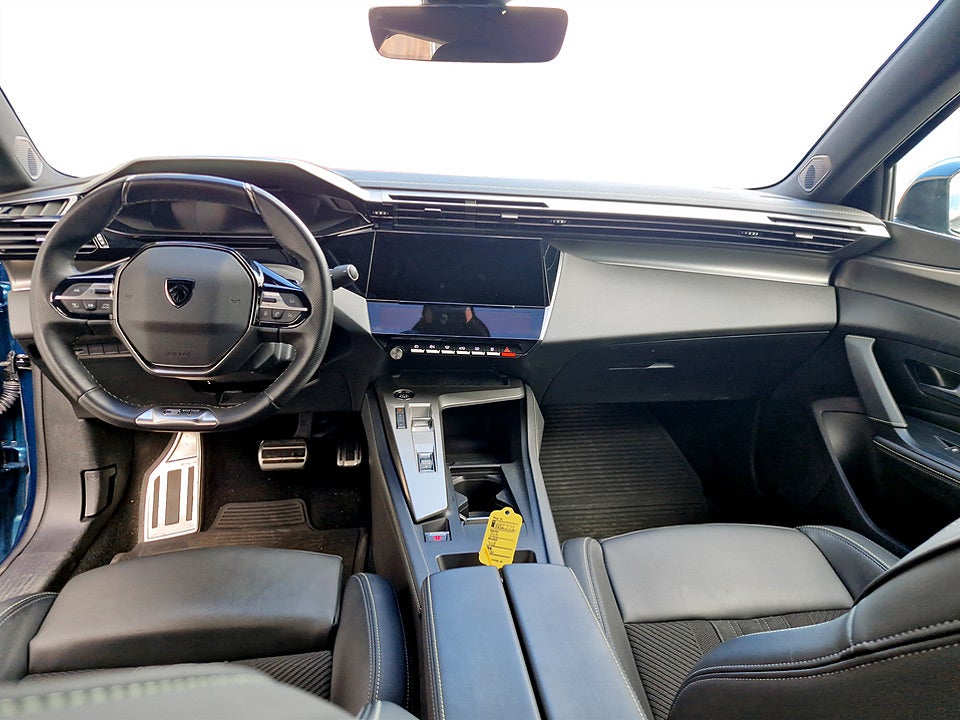 Bild på Peugeot 408 GT 1.2 PT 130hk Aut ELSTOLAR 360-KAMERA