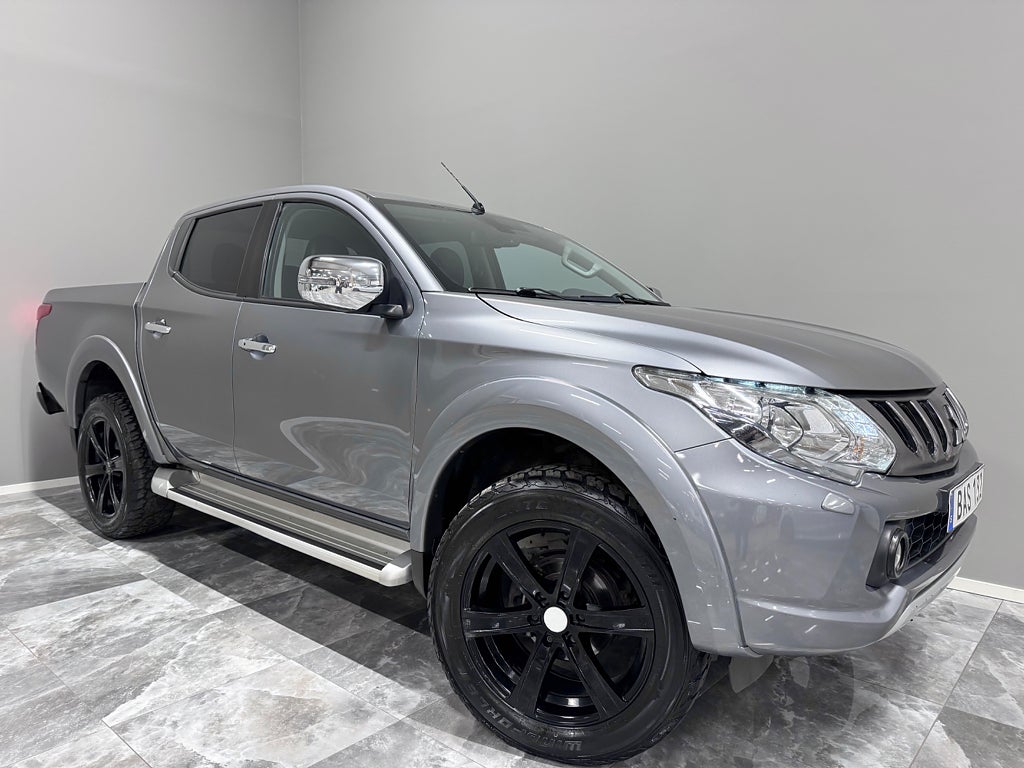 Mitsubishi L200 Dubbelhytt 2.4 DI-D 4WD Auto/Drag/Värmare/Kamera"Såld"