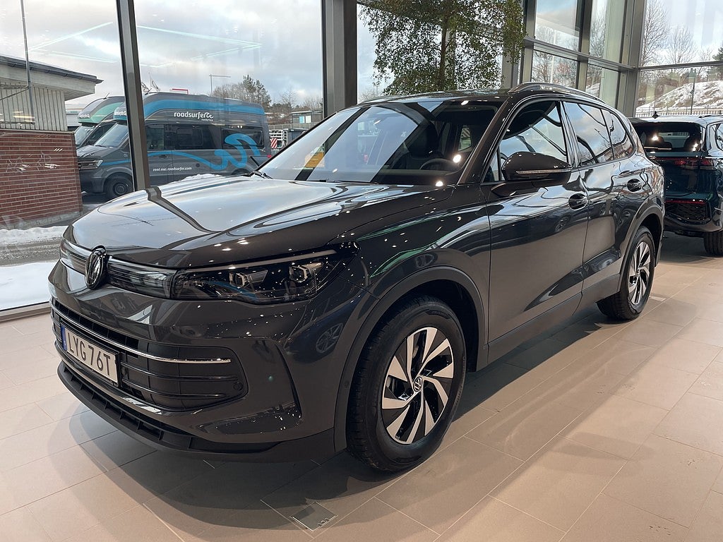 Volkswagen Tiguan 1.5 eTSI *SUPER DEAL fr. 2 299 kr/mån* Drag + värme pkt