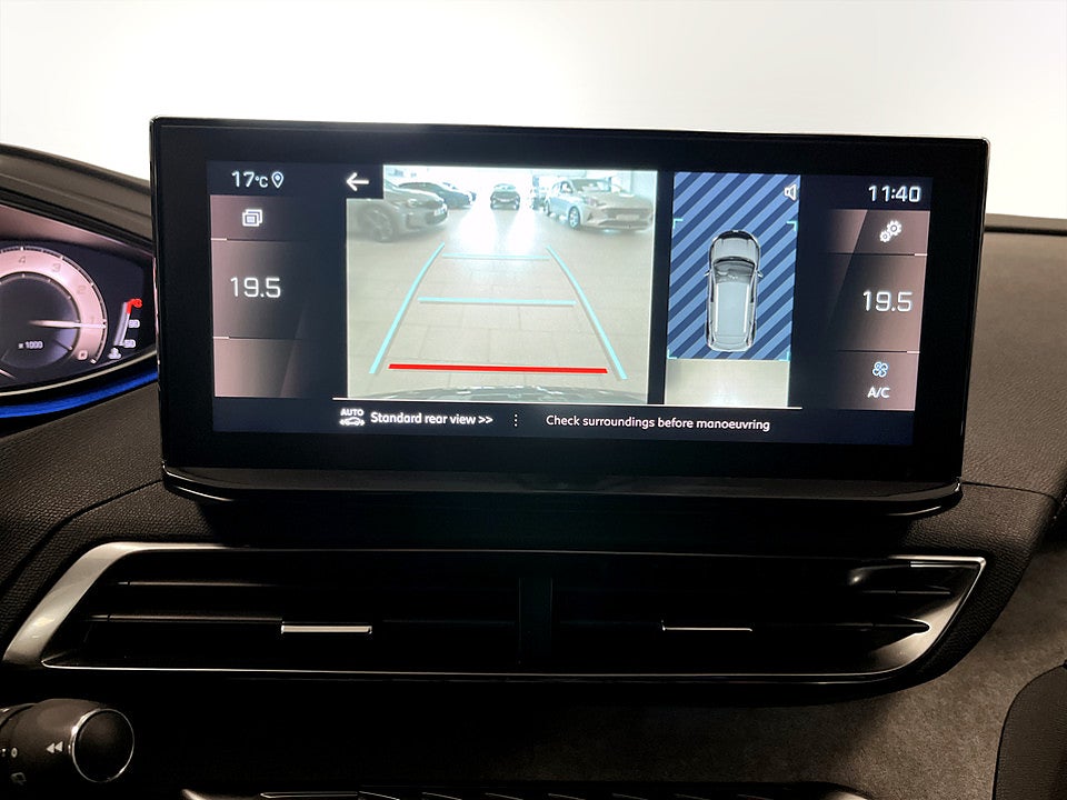 Bild på Peugeot 3008 GT Black Pack 1.2 PT 130hk Aut B-KAMERA CARPLAY