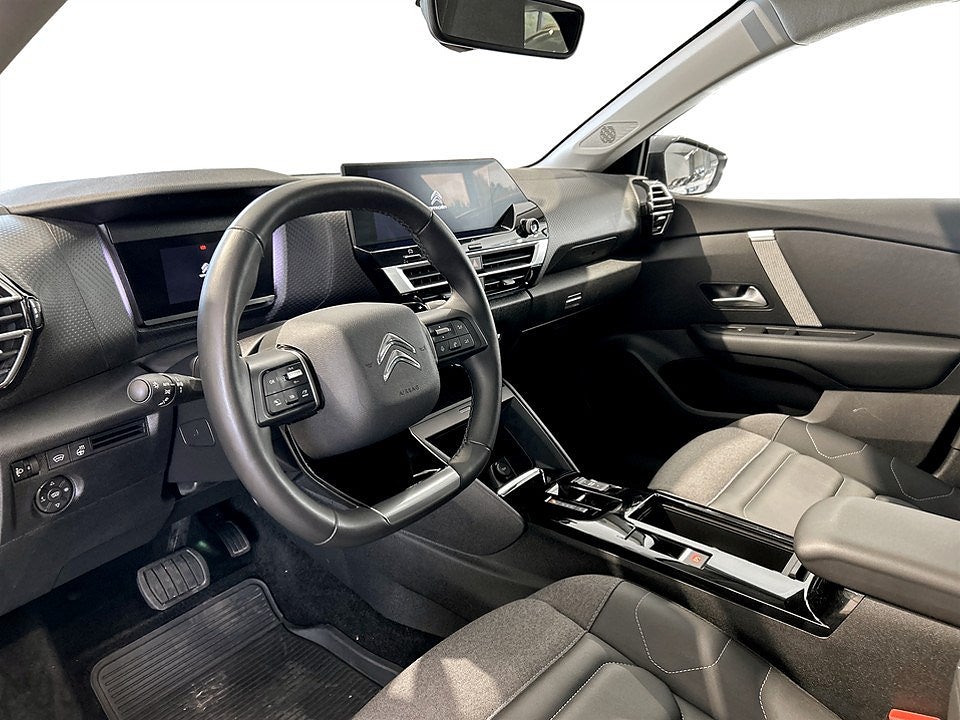 Bild på Citroën C4 Shine 1.2 PT 130hk Aut - 360-KAMERA, CARPLAY