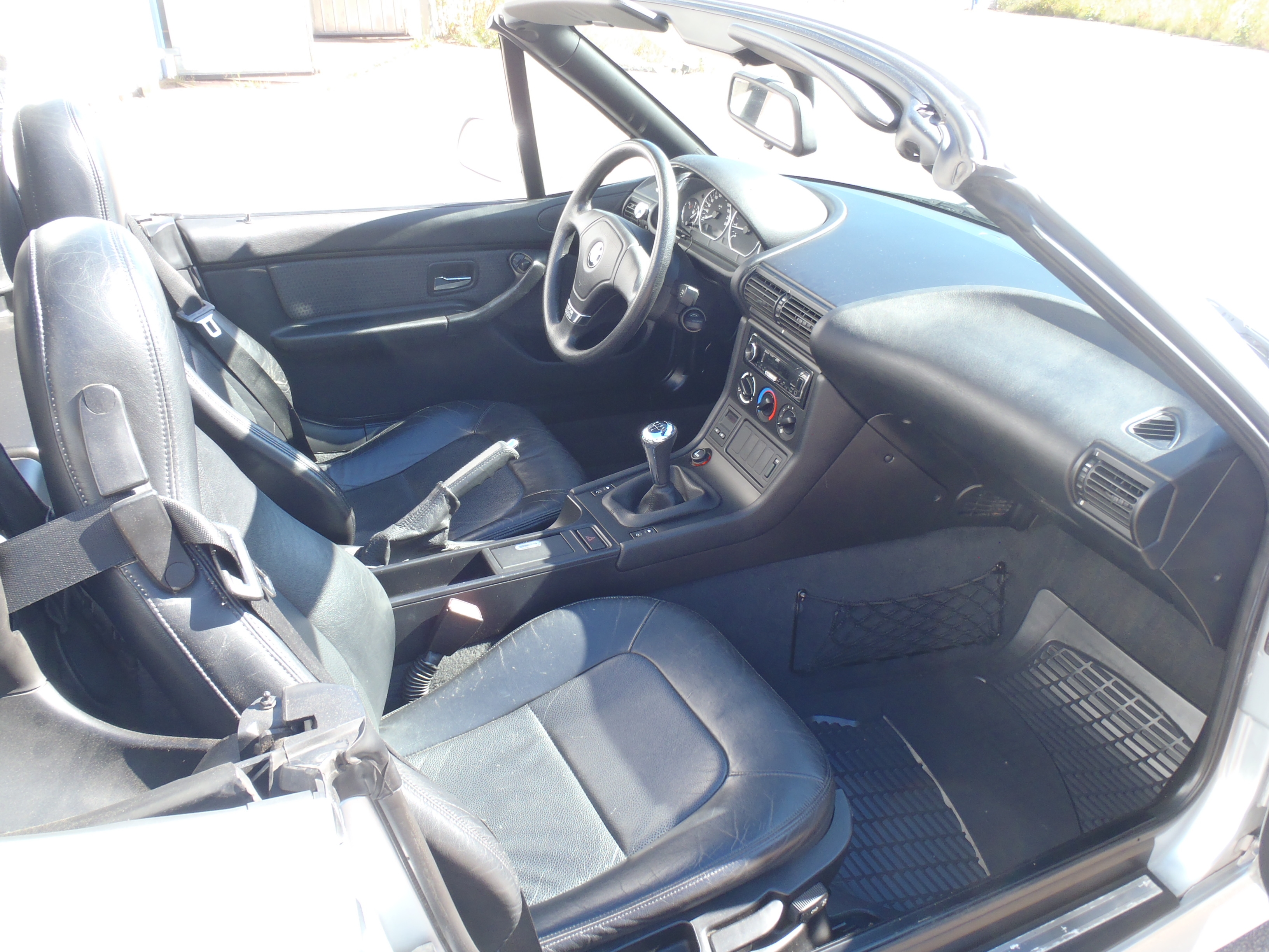 BMW Z3 1.8 Roadster 115hk, Sv-såld 1998, kuva 3/40