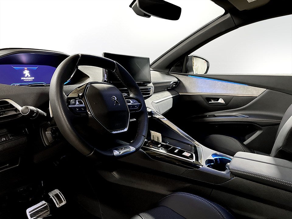 Bild på Peugeot 5008 GT 1.2 PT 130hk Aut - 7-SITS,B-KAMERA,NAV