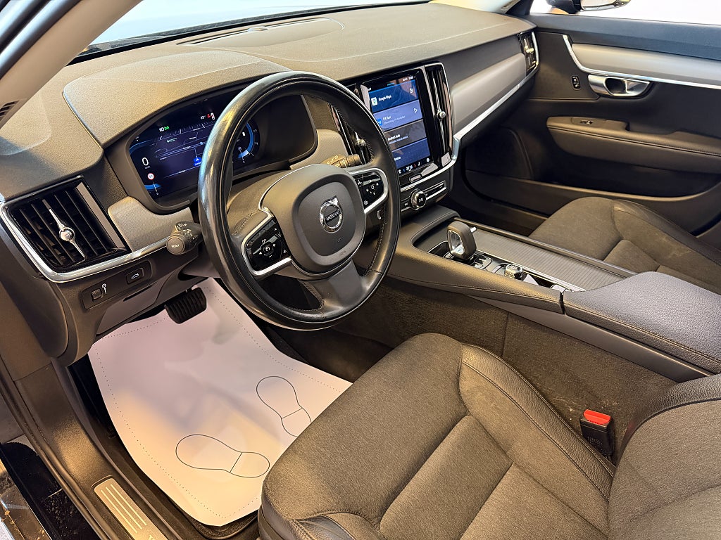 Volvo V90 Cross Country 2022 - miniatyr 5