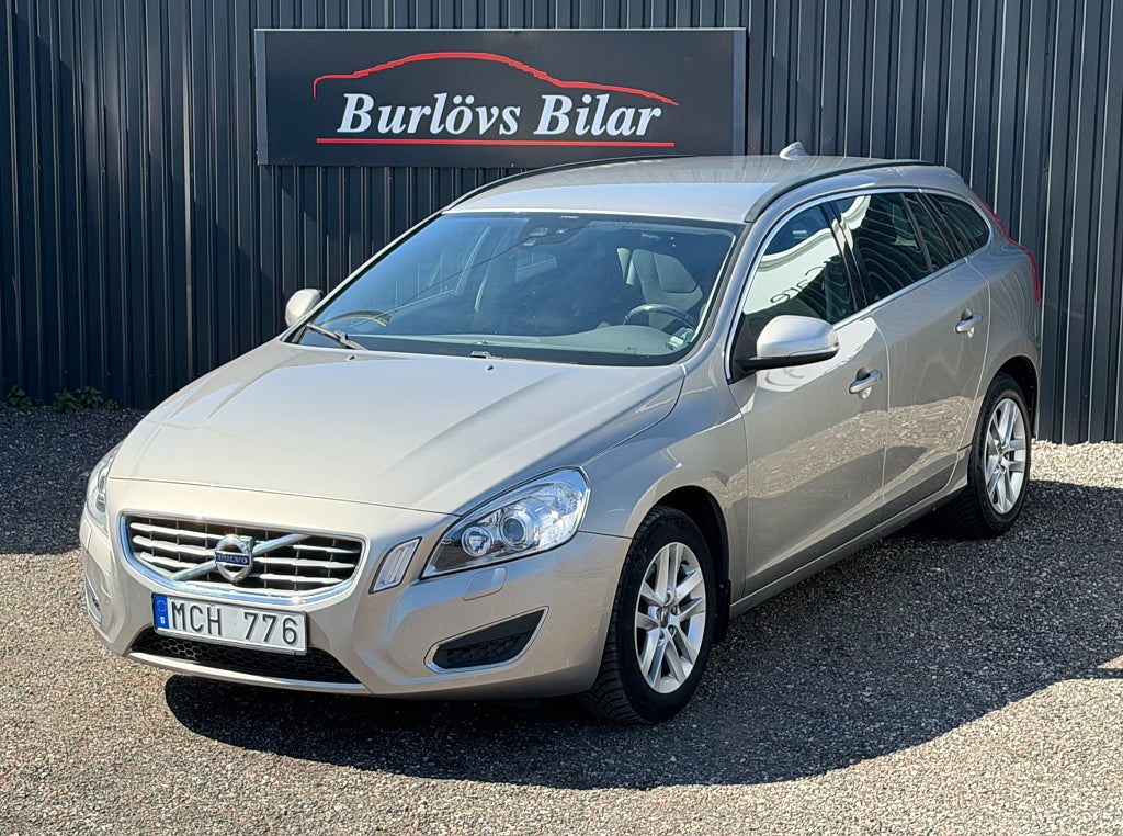 Volvo V60 D2 Momentum Euro 5