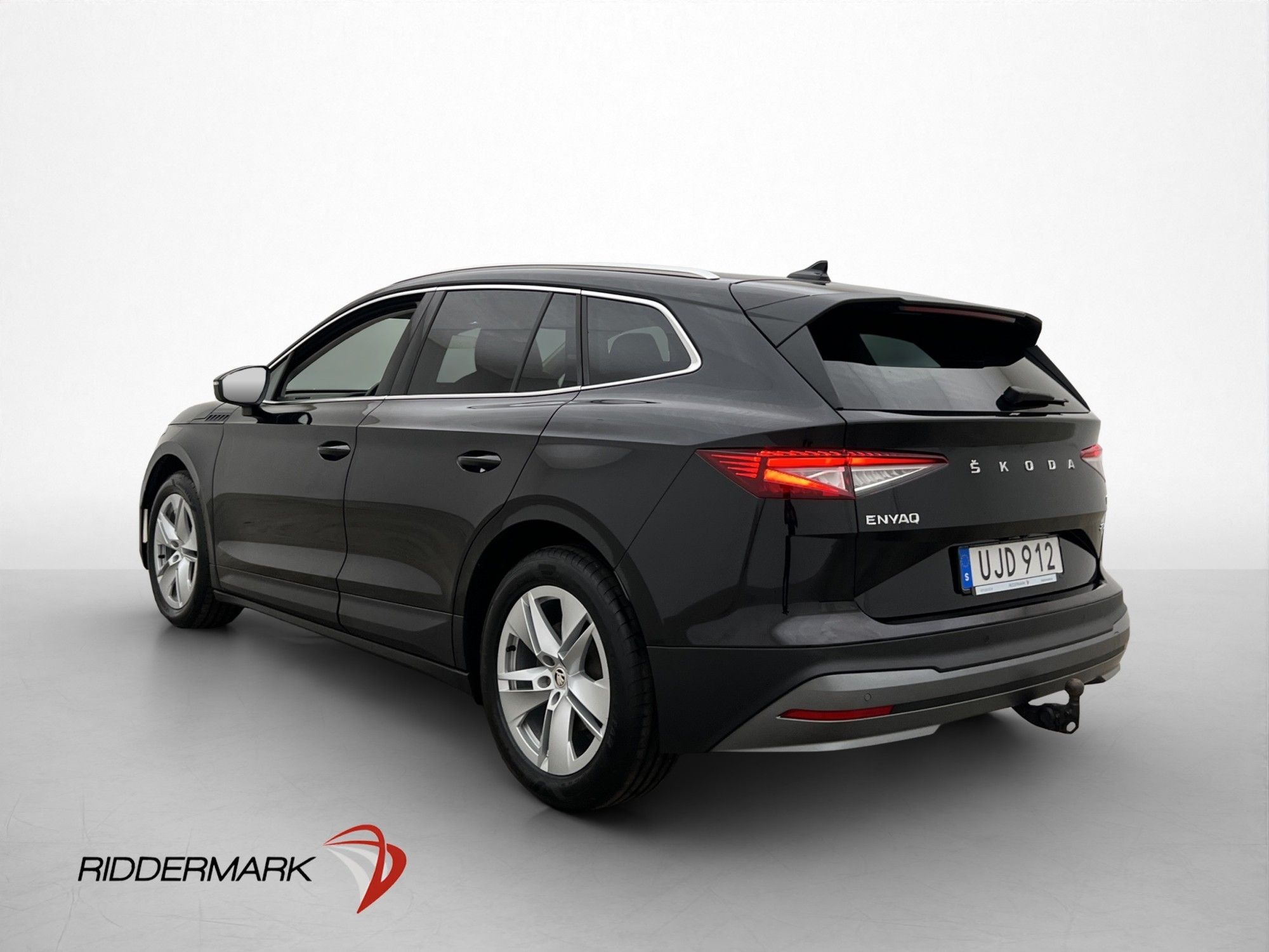 Skoda Enyaq iV80x 265hk Drag Pano 2023, bild 5/10
