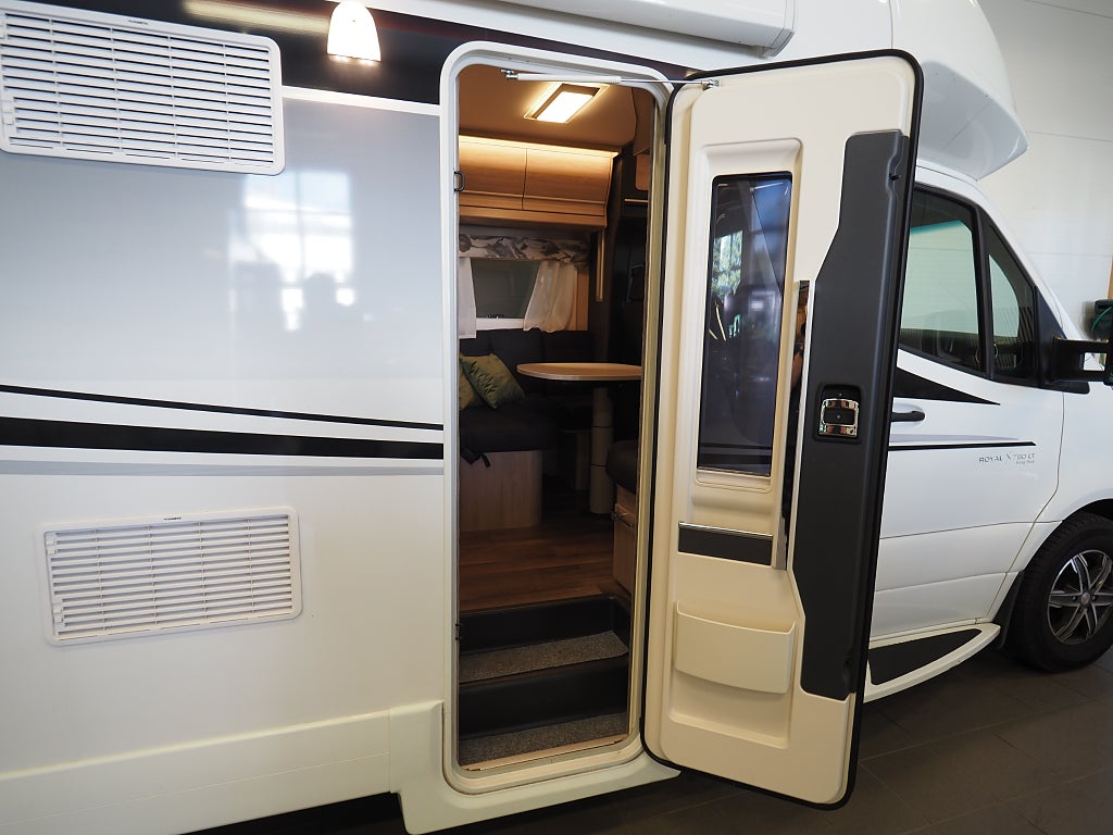 Kabe TM RX 780 LT ALDE I Stödben I AUT I MB