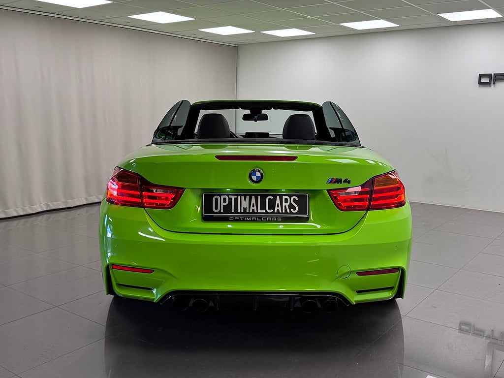 BMW M4 2016 - miniatyr 16