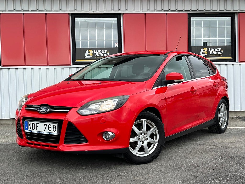 Ford Focus 1.0 EcoBoost Titanium Euro 5/Behöver Fix/Ny servad