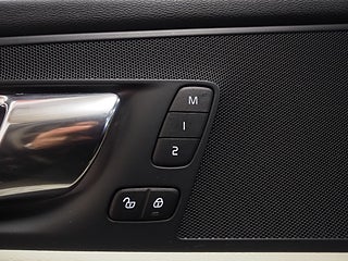 SUV Volvo XC60 19 av 25