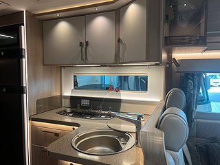 Husbil-integrerad Kabe IMPERIAL 810 LGB 19 av 32