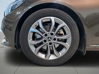 Mercedes-Benz C 220 d Avantgarde Drag MoK Pvärm GPS S/V-hjul