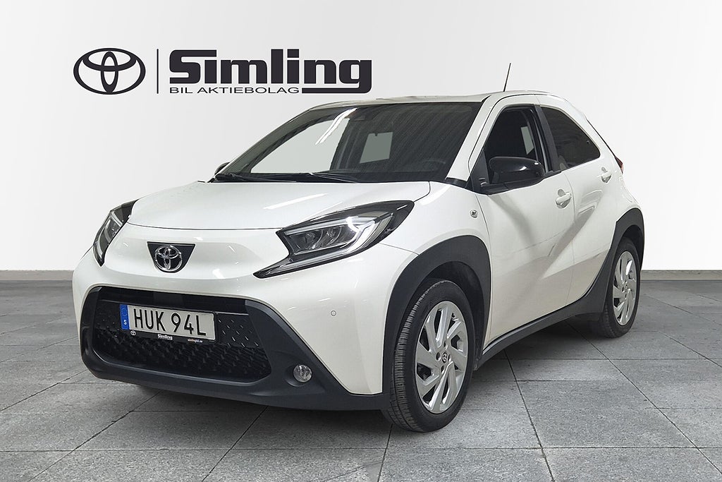 Toyota Aygo Aygo X 1.0 VVT-i CVT Play Comfort Style / Motorvärmare