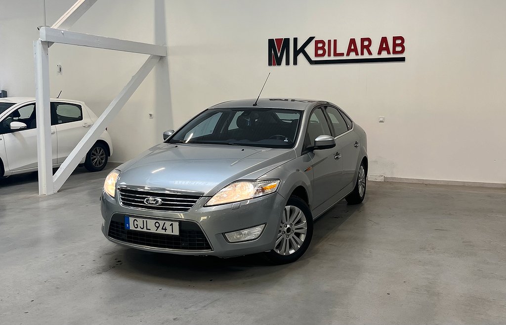 Ford Mondeo Halvkombi 2.0 / RÄNTEKAMPANJ 3.95 % / Dragkrok/