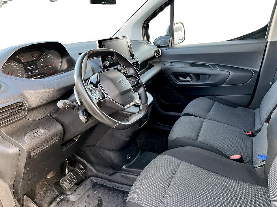 Bild på Peugeot Partner PRO+ 1.5 BHDi 130hk Aut L2 - DRAG, B-KAMERA