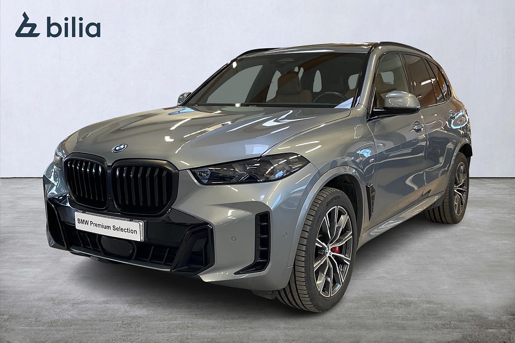 BMW X5 xDrive50e M Sport PRO Panorama Värmare Kamera H/K Drag