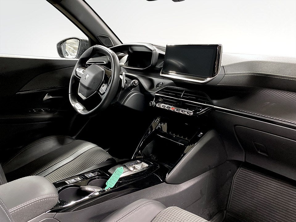 Bild på Peugeot 2008 GT 1.2 PT 130hk Aut - B-KAMERA, CARPLAY