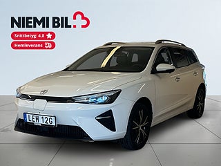 MG 5 Long Range 61.1 kWh Luxury Pvärm Garanti 360° SoV MOMS – bild 1