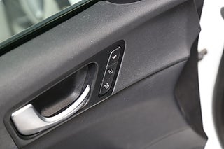 Kombi Kia Optima 12 av 30