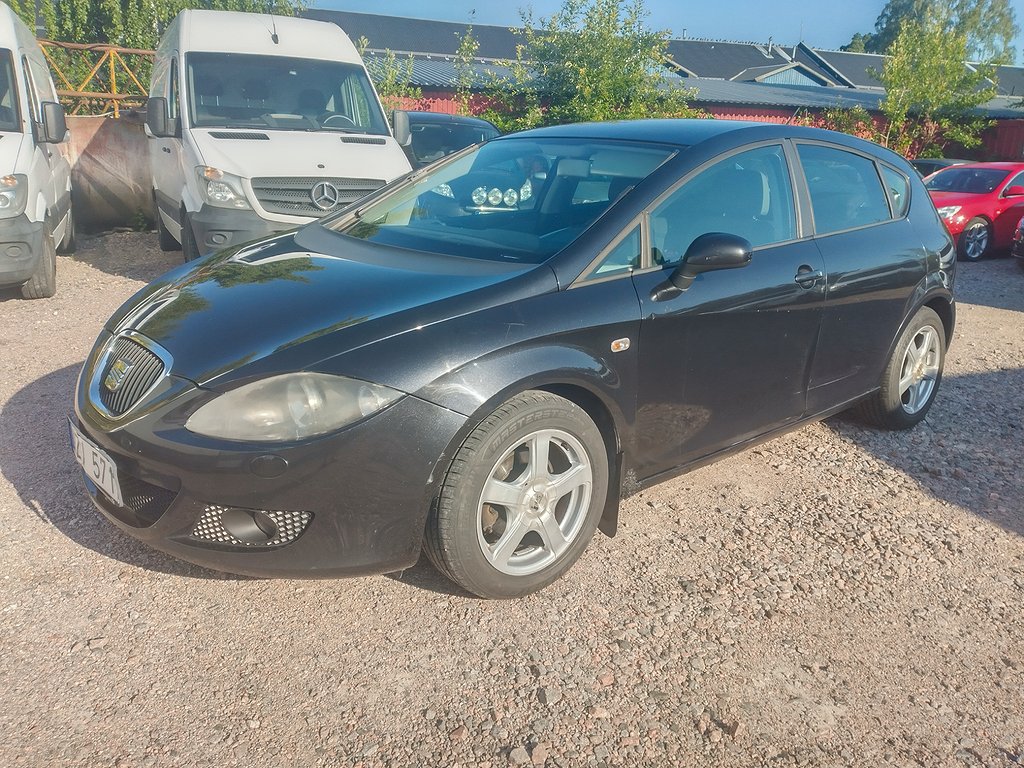 Seat Leon 1.6 körd endast 15800 mil, obs 589 kr/mån