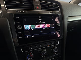 Volkswagen Golf 5-dörrar 1.0 TSI /A.d Fart/Carplay/Kamera/BT/Låg skatt! – bild 11