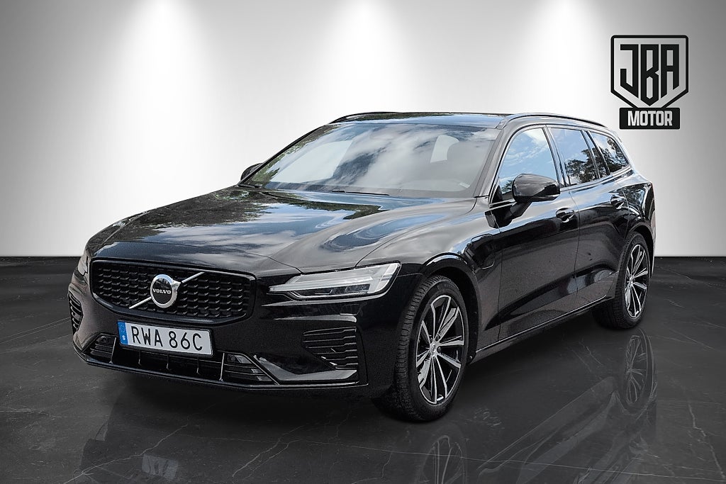 Volvo V60 T6 Plug-In Hybrid AWD Geartronic Plus Dark Edition