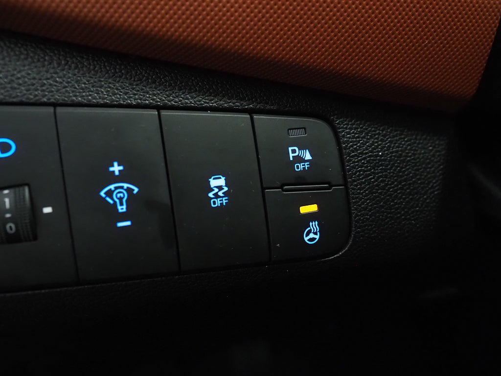 Hyundai i10 1.0 ComfortPlus 67hk Motorvärmare P-Sensorer Rattvärme 2014