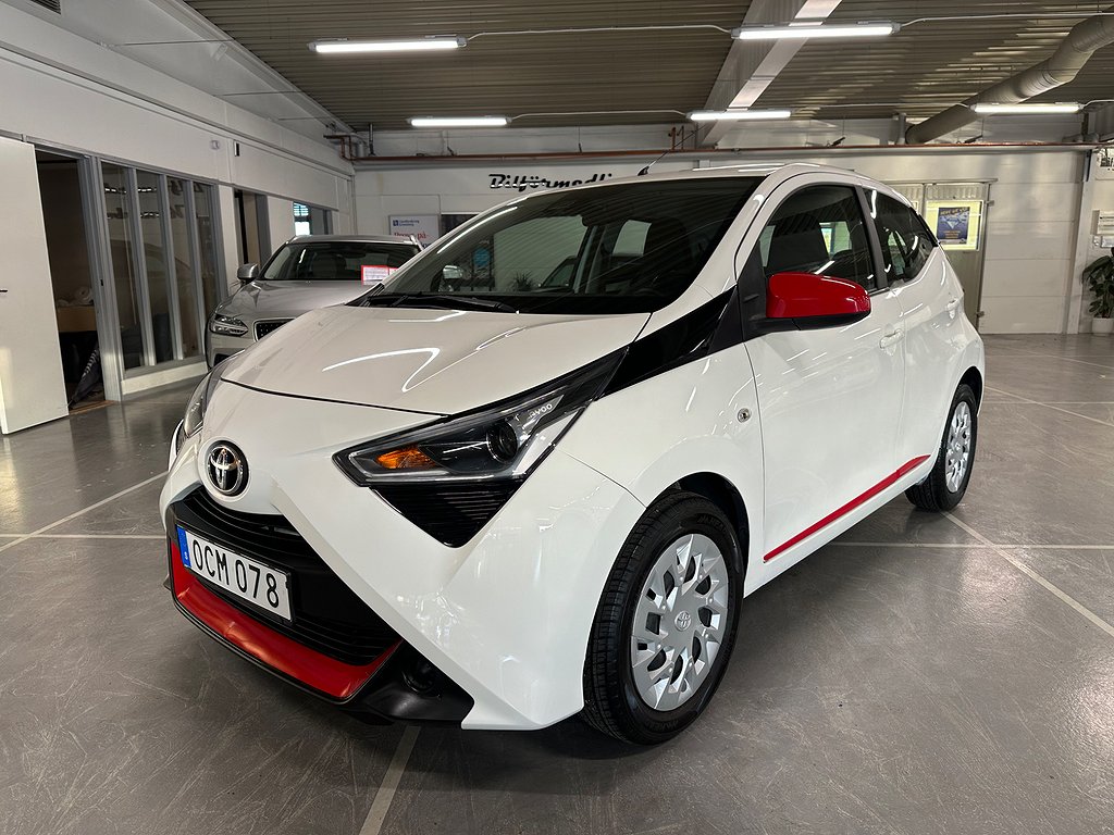 Toyota Aygo 5-dörrar 1.0 VVT-i X-PLAY Euro 6 Backkamera