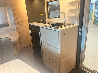 Husvagn, 1-axl Adria 432 PX 10 av 21
