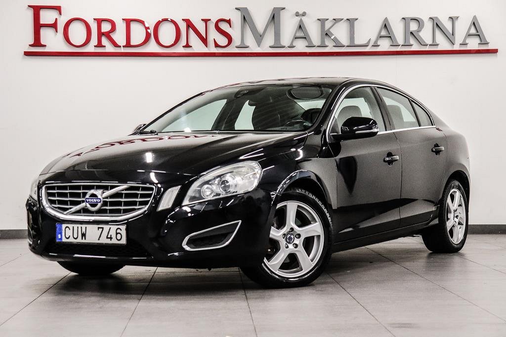 Volvo S60 D3 AUTOMAT 136HK MOMENTUM VÄRMARE