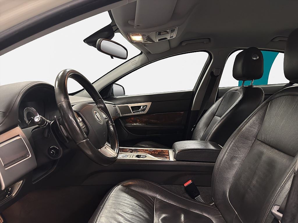 Jaguar XF 3.0 V6, 275hk, Premium Lux, 3 brukare, 12mån garanti
