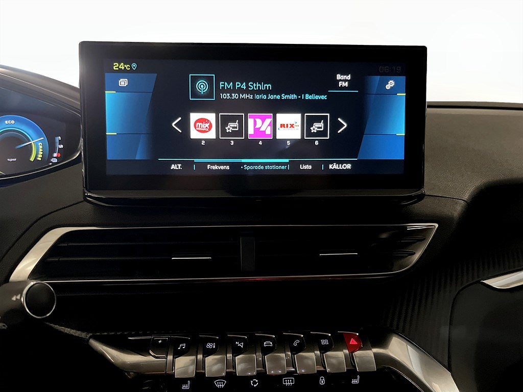 Bild på Peugeot 3008 Allure Hybrid 225hk Aut - DRAG, M-VÄRMARE