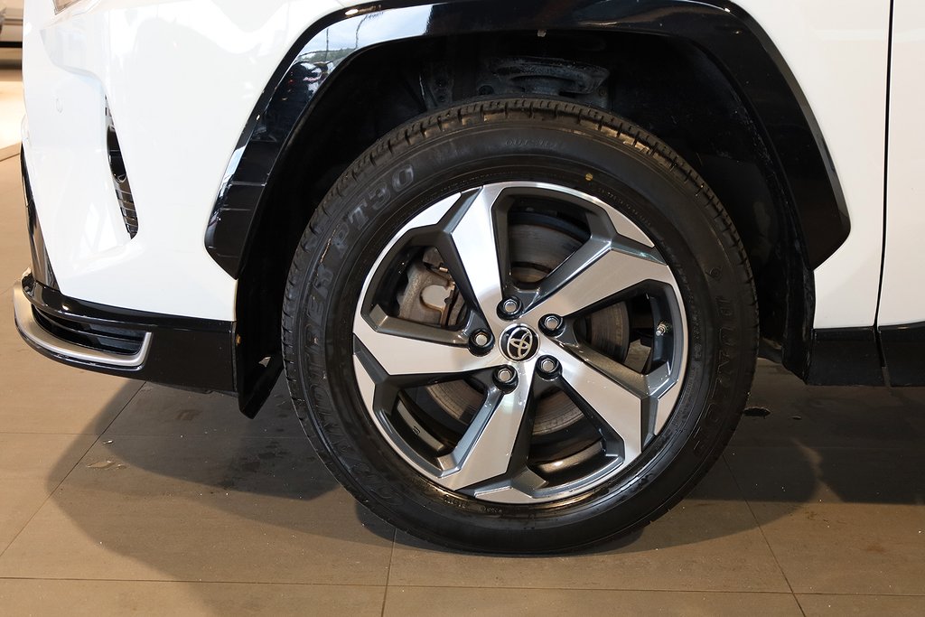 Toyota RAV4 Plug-in Hybrid E-CVT Active AWD Dragkrok Kamera 2022