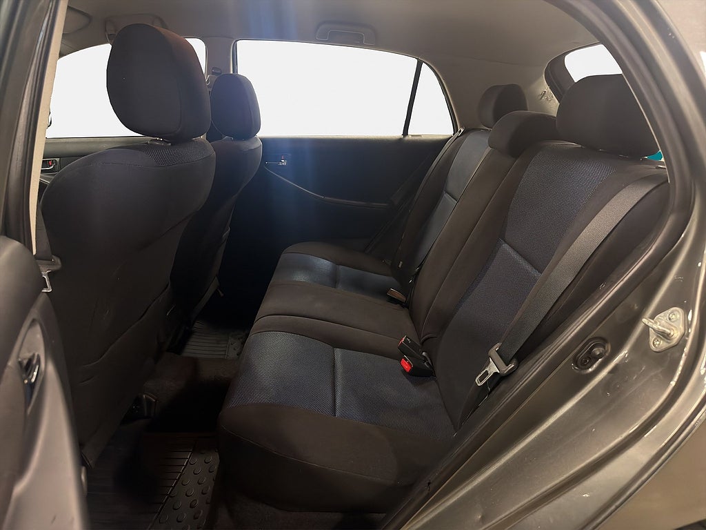Toyota Corolla 5-dörrars 1.6, 3 brukare, AC, Värmare,