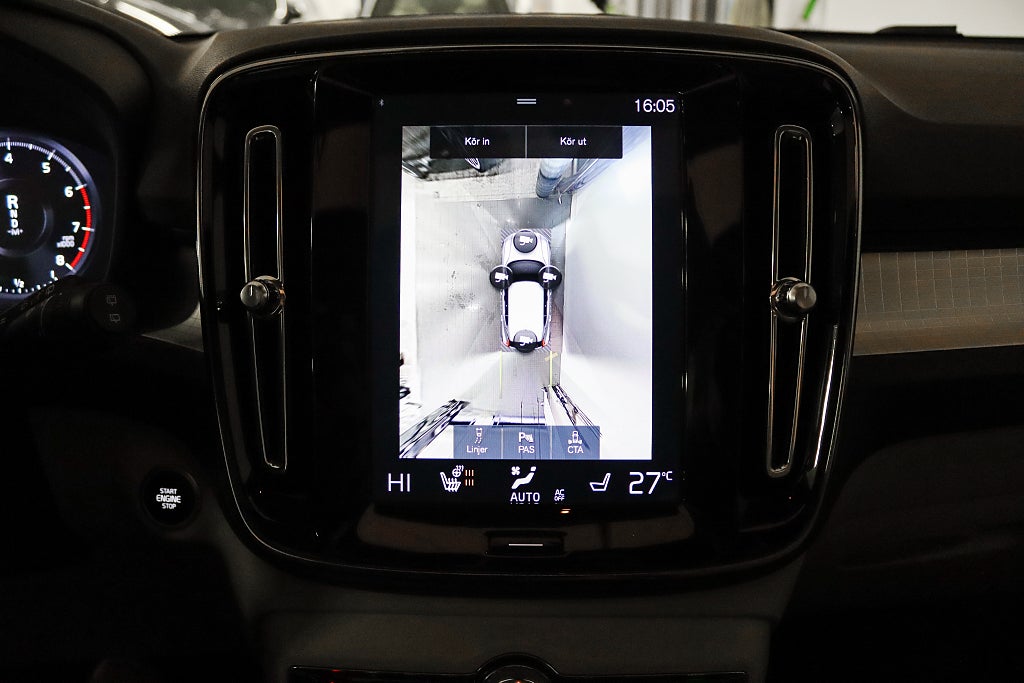 Volvo XC40 T5 AWD Intro Edition H/K Panorama 360°