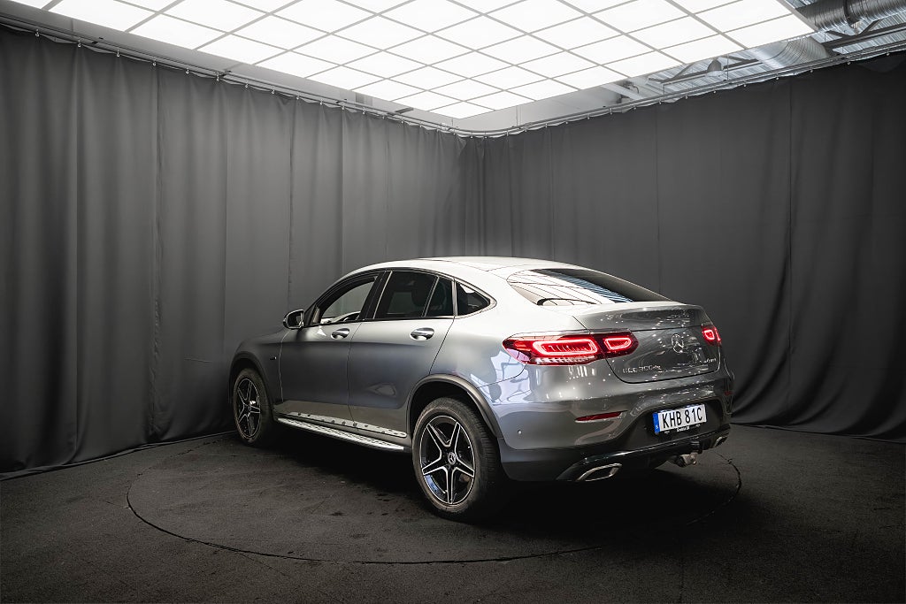 Mercedes-Benz GLC 300 de Coupé 4M AMG NIGHT DRAG KAMERA COCKPIT 1-ÄGARE