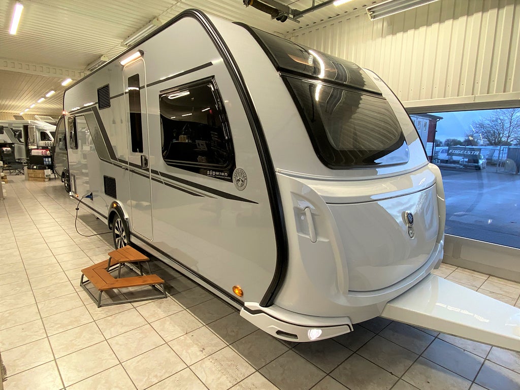 Knaus Scandinavian Selection 580 UF Demo vagn