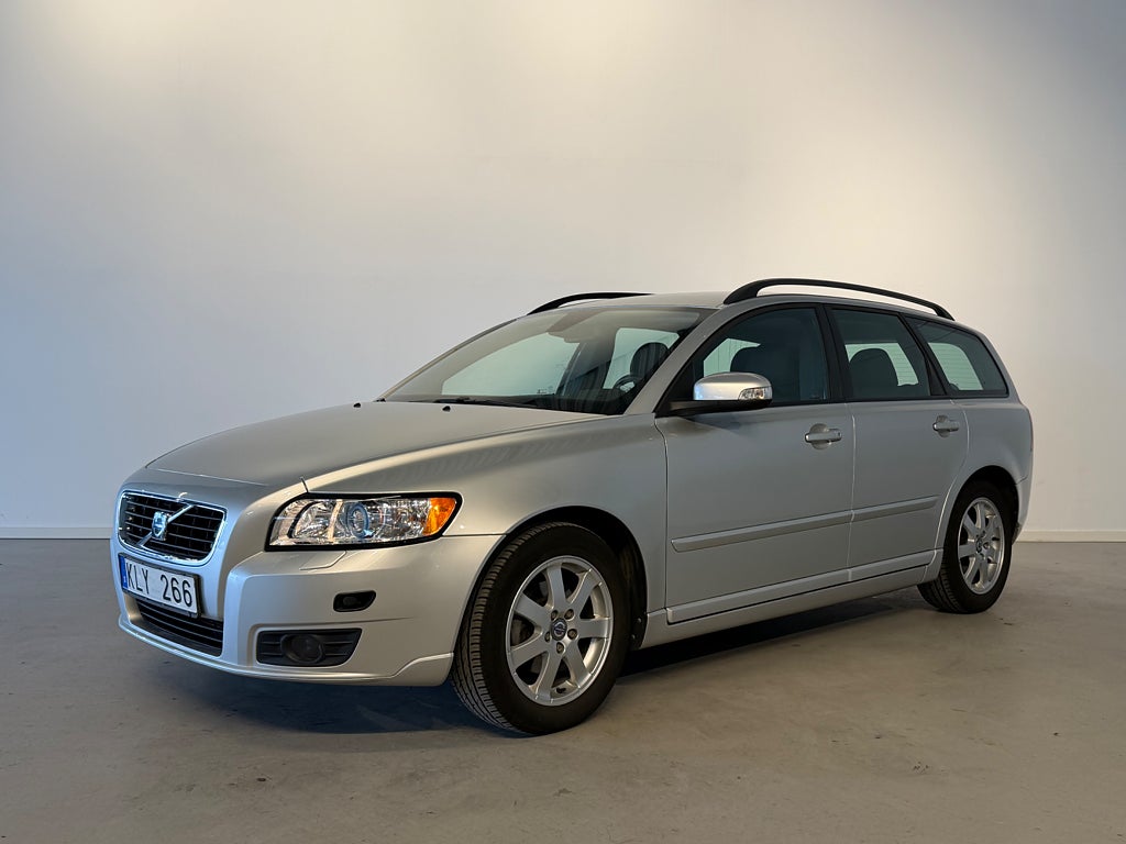 Volvo V50 1.8 F Momentum | Farthållare | Välvårdad 