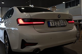 Sedan BMW 330e 9 av 23