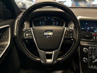Volvo XC60 D4 AWD Automat R-Design S&V-däck/Drag/D-värm/GPS