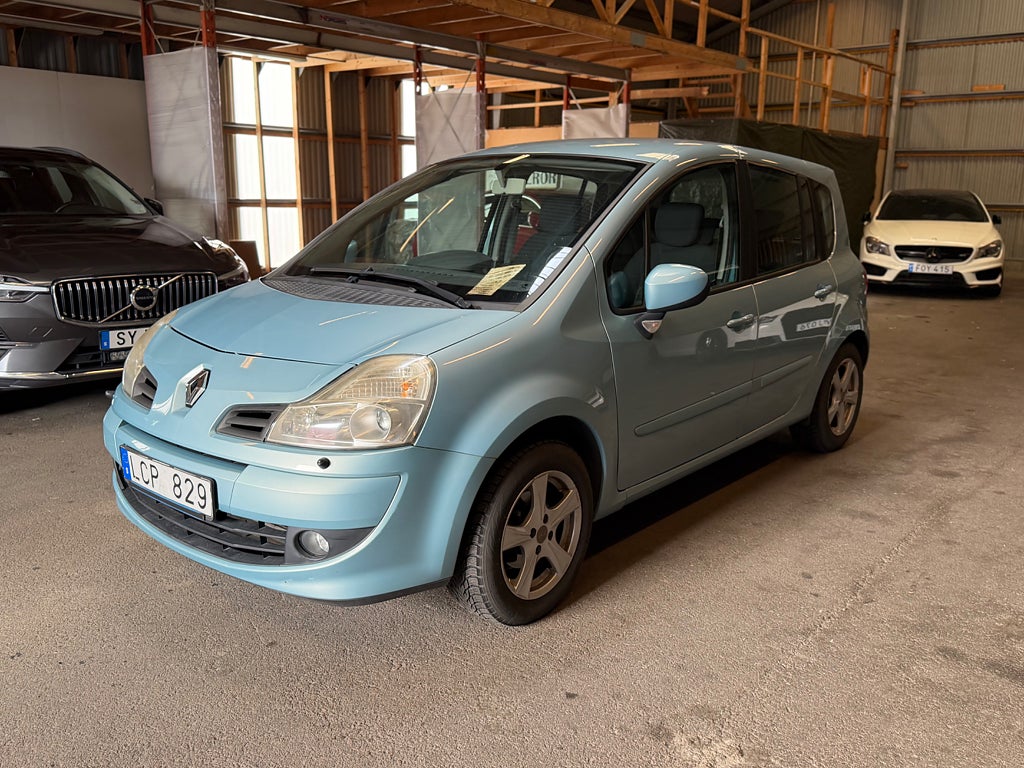 Renault Modus 1.2 Kamrem bytt Låga mil Motorvärmare