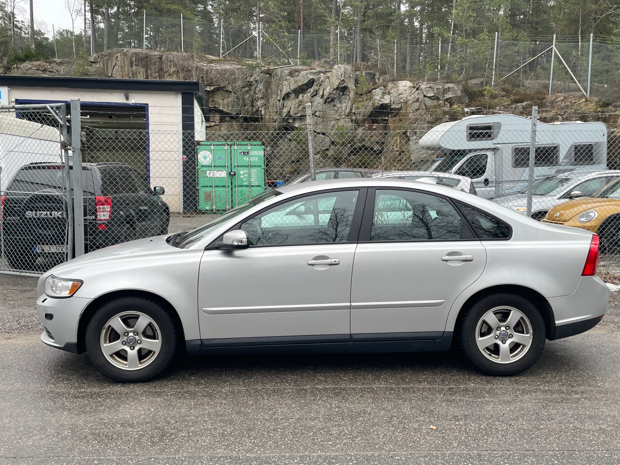 Volvo S40 1.8 Flexifuel Kinetic 125hk 2008, bild 2/36